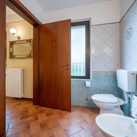 Casello A1, Sud - Aurora Charming * Μόντενα